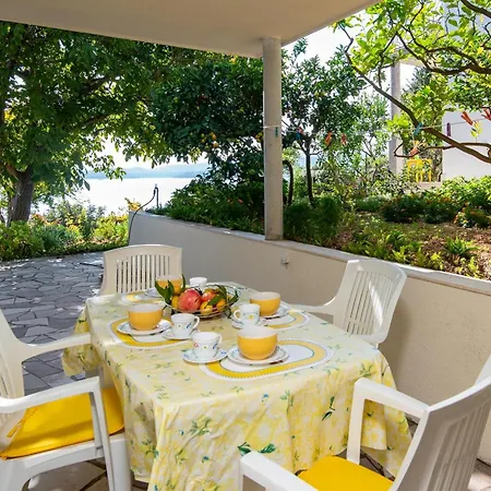 Bella Perna Beachfront