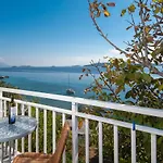 Bella Perna Beachfront Kuciste