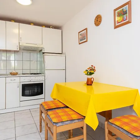 Bella Perna Beachfront Kuciste