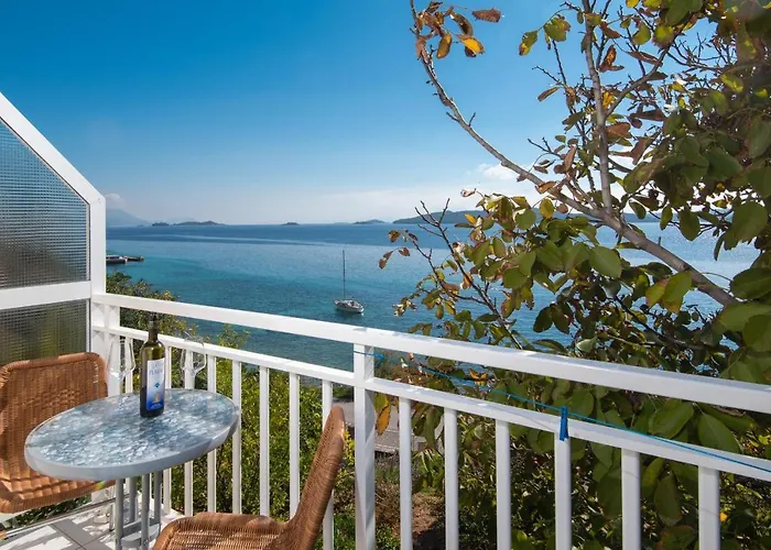 Bella Perna Beachfront Kuciste